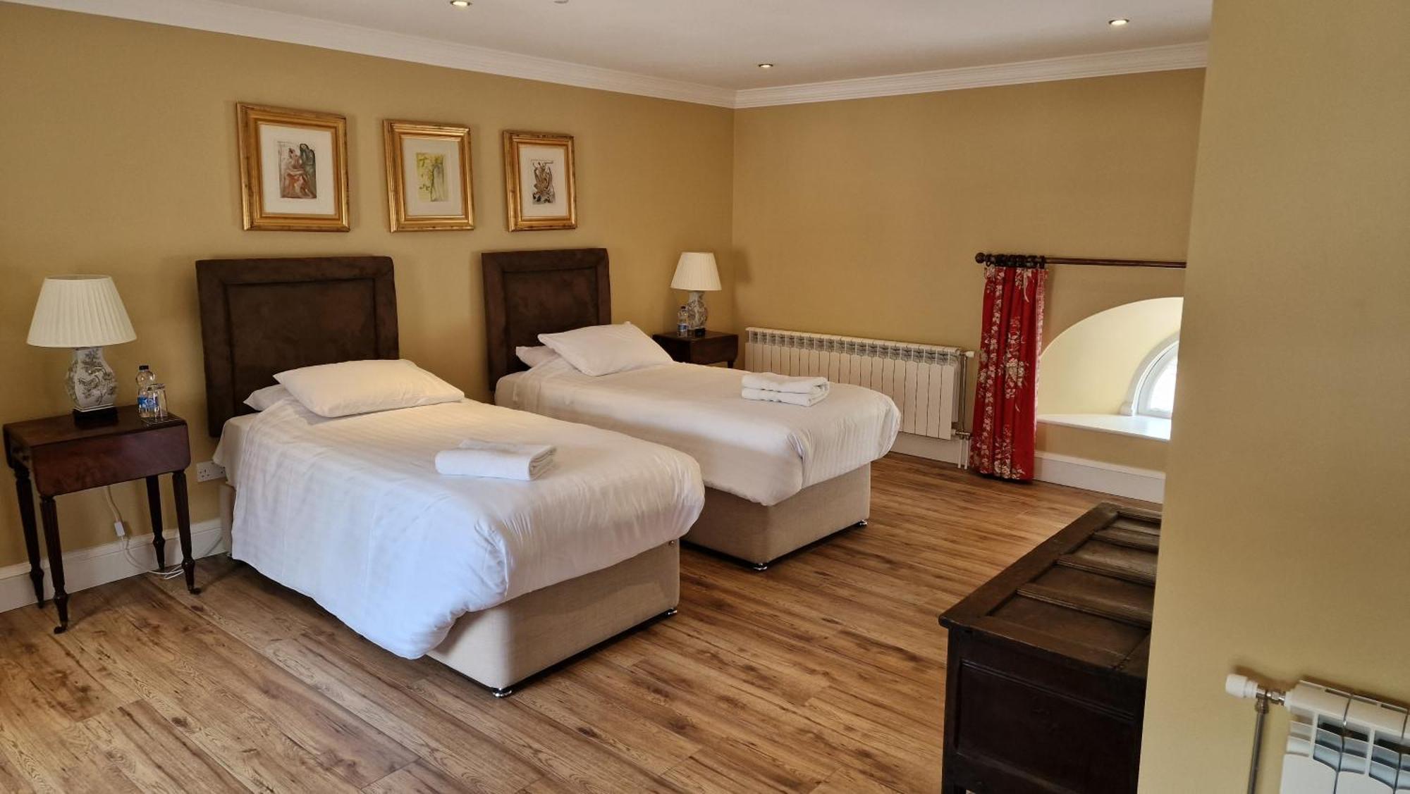 The Courtyard Kilshannig Fermoy Bagian luar foto